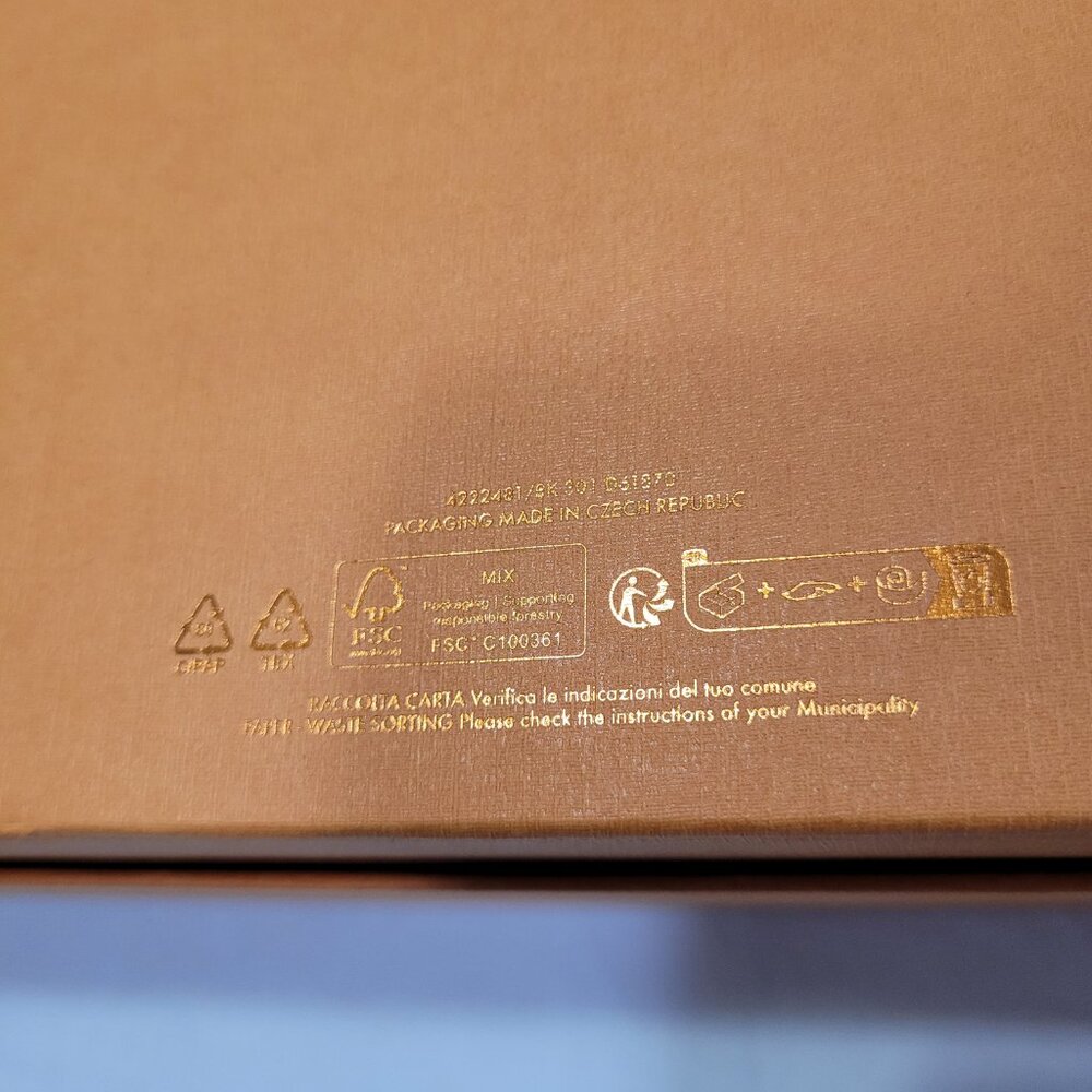 Louis Vuitton Magnetic Gift Box Decorative Storage Organizer Empty 14 x 10 in - Picture 7 of 12